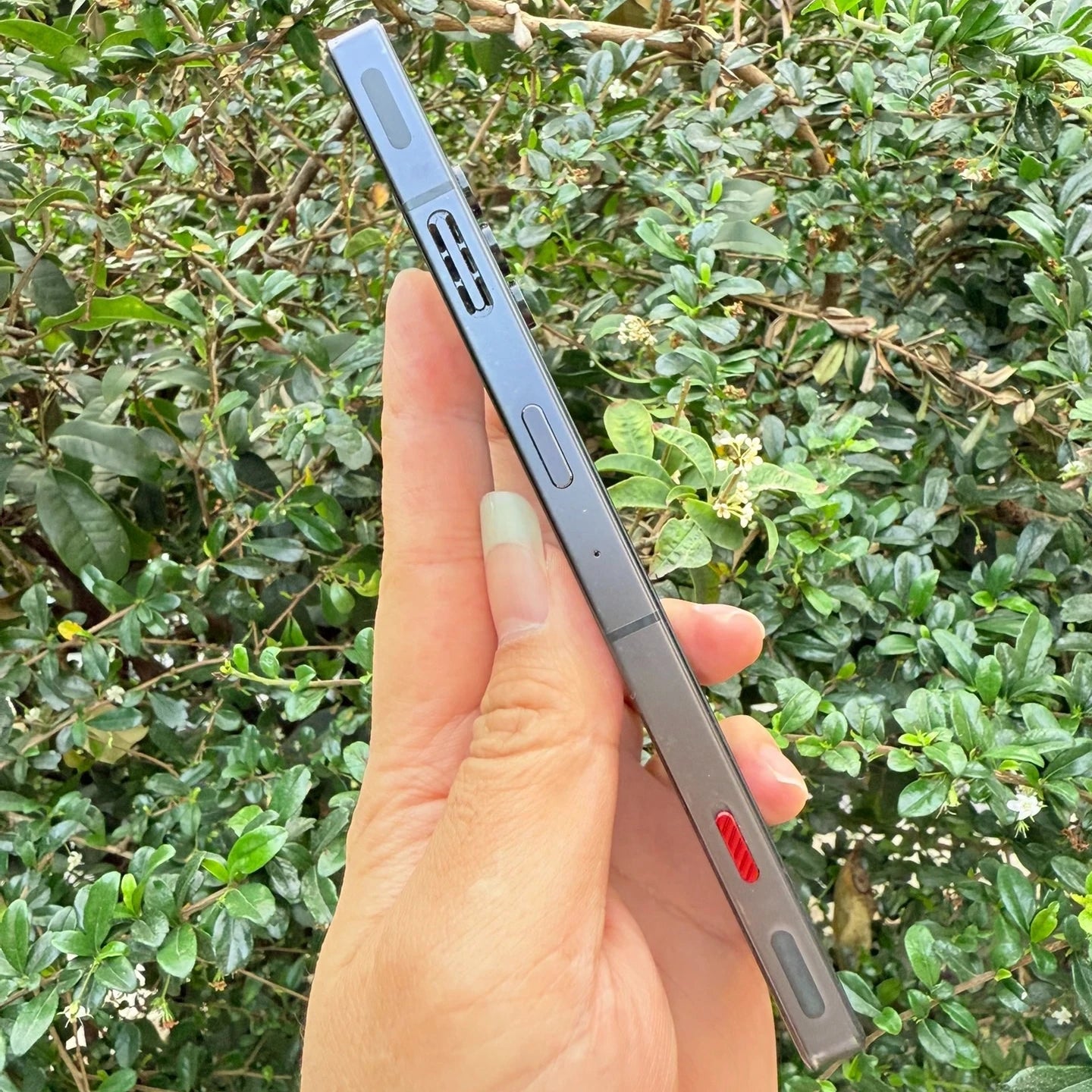 Nubia Red magic 8pro / 8s pro, International version , Smart gaming phone , 95-98% new，Black and transparent shell.